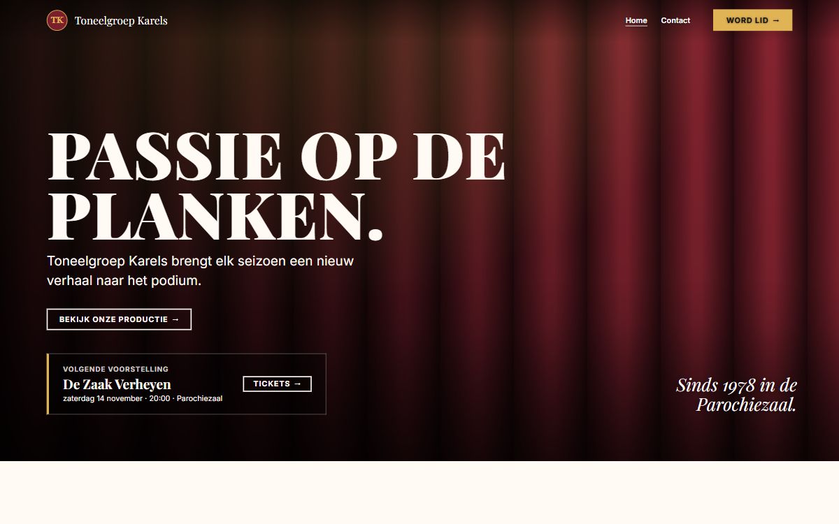 Voorbeeldsite van een toneelgroep in de stijl Modern, met een grote foto en de volgende voorstelling